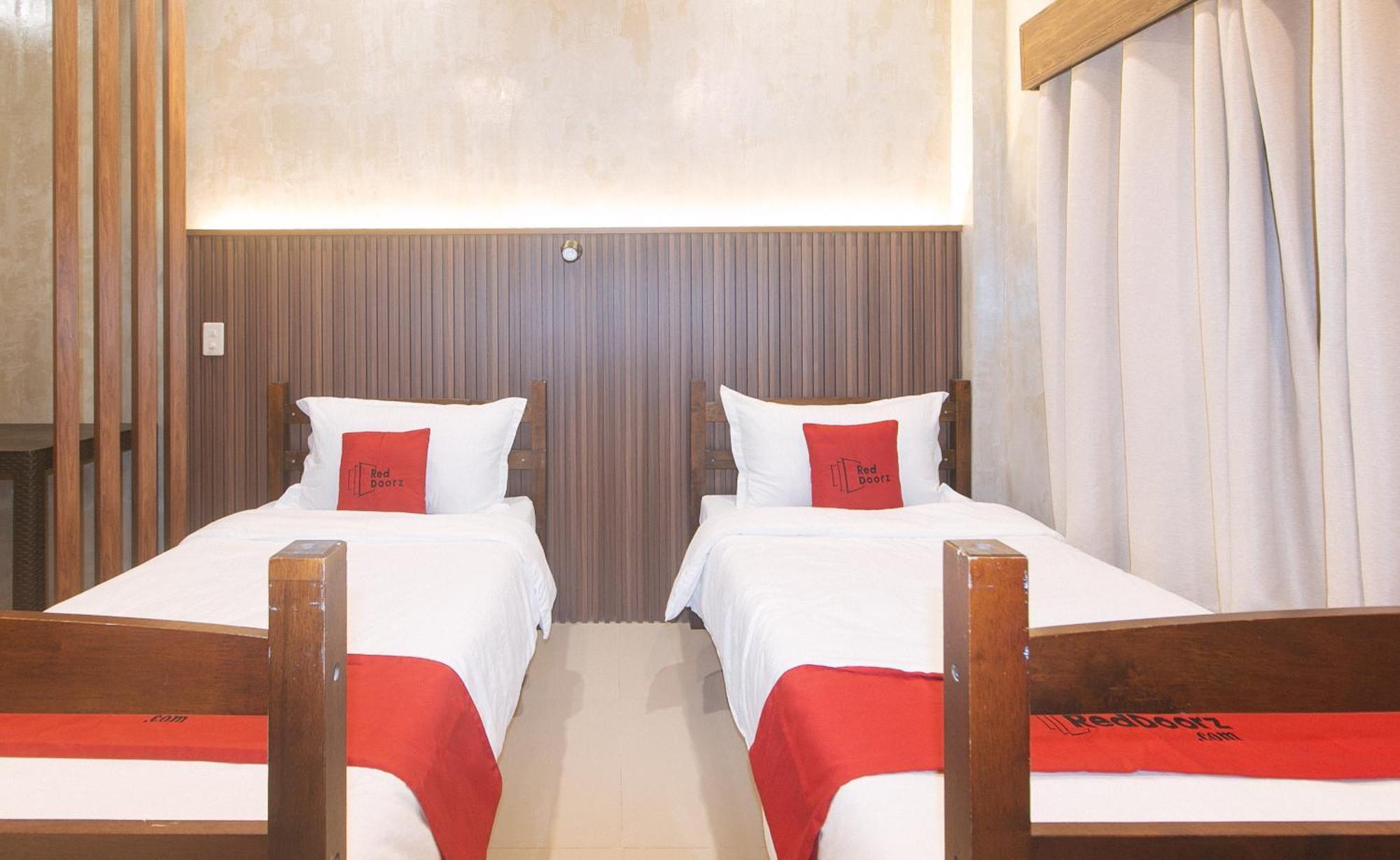 Paranaque City Reddoorz At Mbb Room Naia 2 מראה חיצוני תמונה